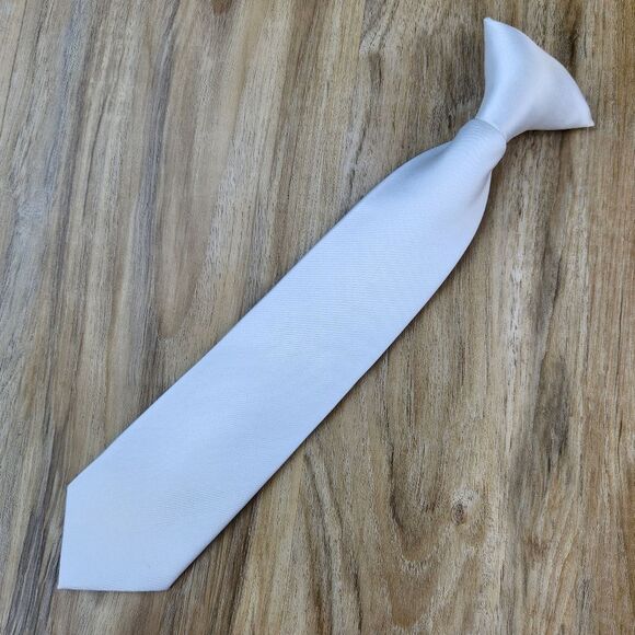 🩵Manzini Neckswear Collection White Pre-Tied Clip-on Tie Youth - Picture 3 of 8
